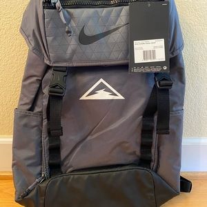 nike trail backpack